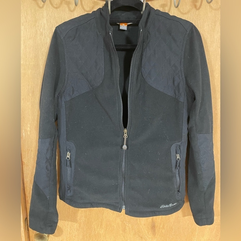 EDDIE BAUER -full-zip fleece jacket in black